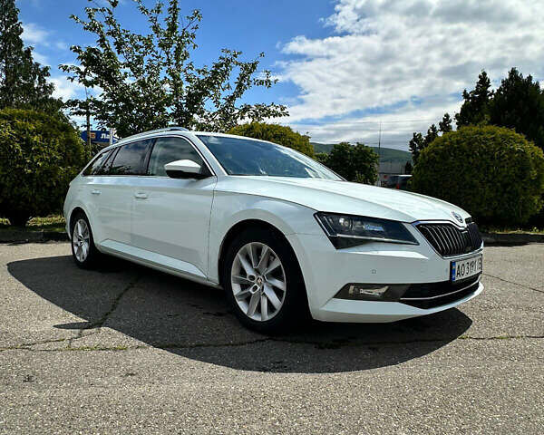 Шкода Суперб, объемом двигателя 1.97 л и пробегом 235 тыс. км за 17450 $, фото 1 на Automoto.ua