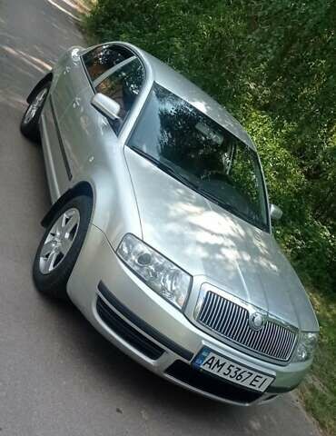 Шкода Суперб, объемом двигателя 1.78 л и пробегом 240 тыс. км за 5555 $, фото 1 на Automoto.ua