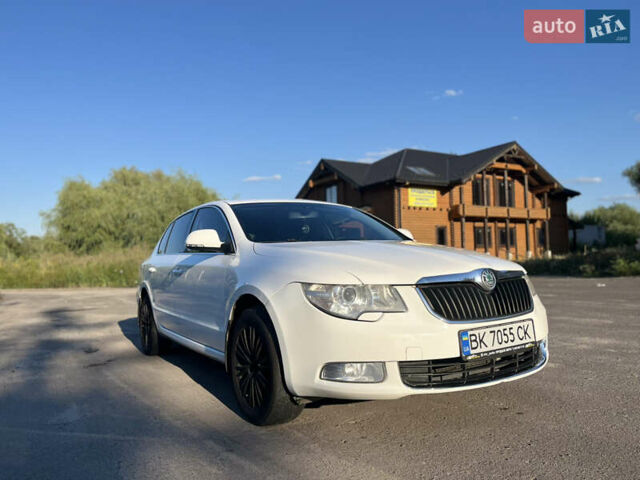 Шкода Суперб, объемом двигателя 1.8 л и пробегом 218 тыс. км за 7650 $, фото 1 на Automoto.ua