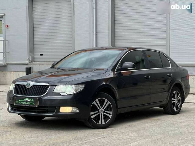 Шкода Суперб, объемом двигателя 1.8 л и пробегом 254 тыс. км за 9500 $, фото 1 на Automoto.ua