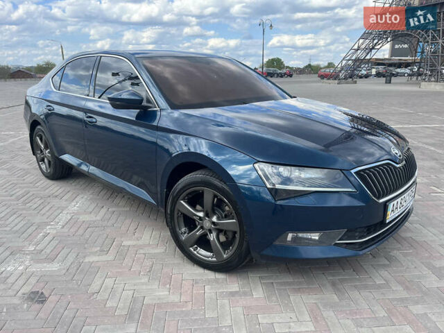 Шкода Суперб, объемом двигателя 1.8 л и пробегом 129 тыс. км за 16000 $, фото 1 на Automoto.ua
