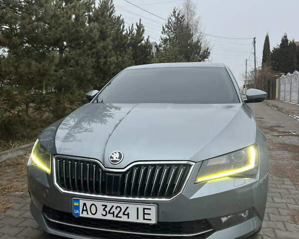 Шкода Суперб, объемом двигателя 2 л и пробегом 171 тыс. км за 19700 $, фото 1 на Automoto.ua