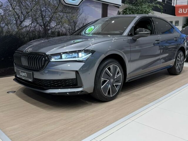 купить новое авто Шкода Суперб 2025 года от официального дилера Альянс-ІФ Skoda Шкода фото