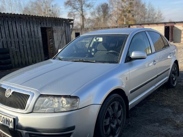 Сірий Шкода Суперб, об'ємом двигуна 1.8 л та пробігом 32 тис. км за 4000 $, фото 1 на Automoto.ua