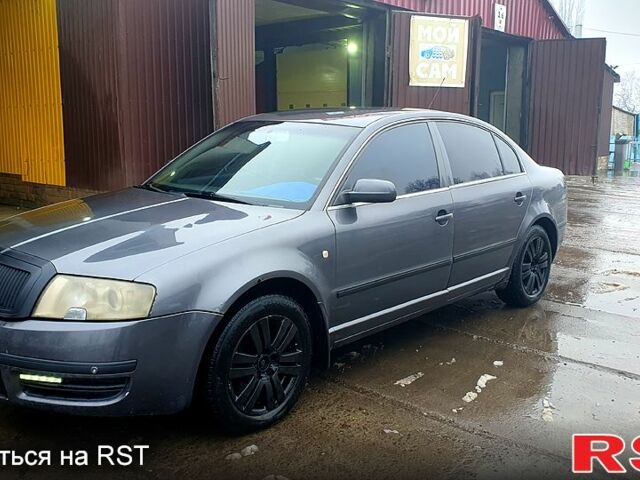 Сірий Шкода Суперб, об'ємом двигуна 1.8 л та пробігом 270 тис. км за 4300 $, фото 1 на Automoto.ua