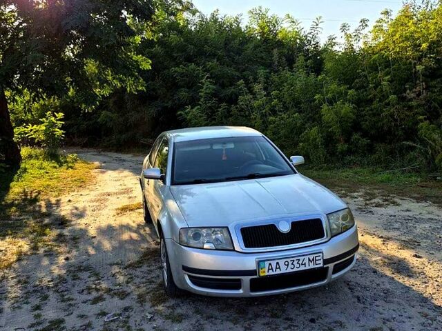 Сірий Шкода Суперб, об'ємом двигуна 1.8 л та пробігом 236 тис. км за 6666 $, фото 1 на Automoto.ua