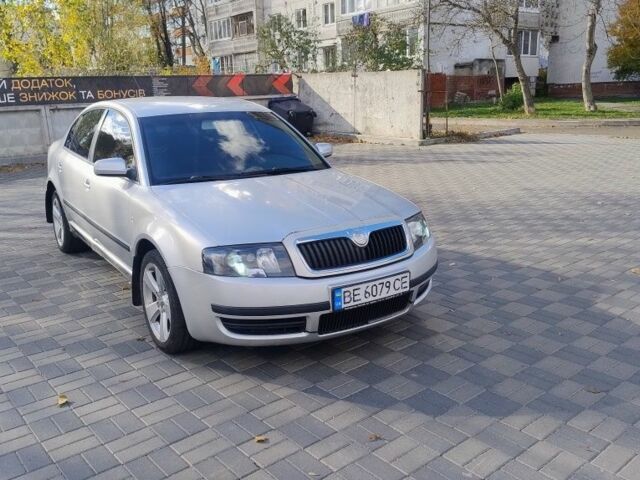 Шкода Суперб 2005 в Хмельницком на Automoto.ua Серый Шкода Суперб, объемом двигателя 1.8 л и пробегом 430 тыс. км за 4512 $, фото 1 на Automoto.ua