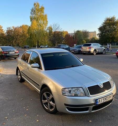 Сірий Шкода Суперб, об'ємом двигуна 1.8 л та пробігом 271 тис. км за 5200 $, фото 1 на Automoto.ua