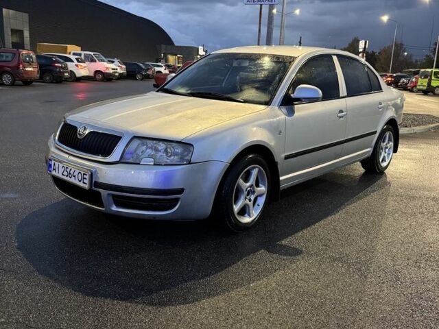 Серый Шкода Суперб, объемом двигателя 1.8 л и пробегом 270 тыс. км за 4199 $, фото 1 на Automoto.ua