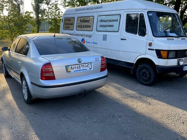 Сірий Шкода Суперб, об'ємом двигуна 1.8 л та пробігом 210 тис. км за 2800 $, фото 1 на Automoto.ua