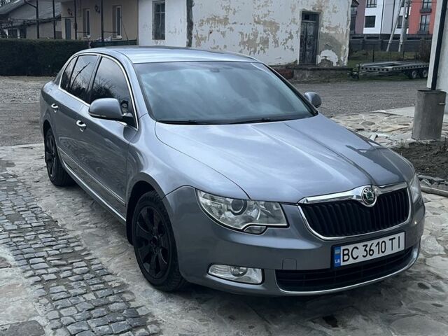 Серый Шкода Суперб, объемом двигателя 2 л и пробегом 360 тыс. км за 7800 $, фото 1 на Automoto.ua