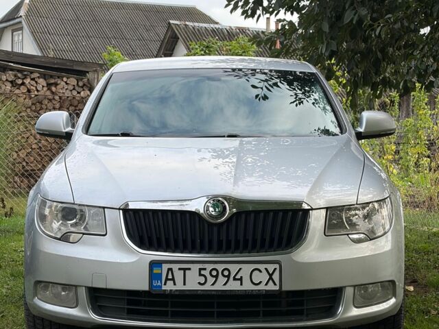 Сірий Шкода Суперб, об'ємом двигуна 1.8 л та пробігом 260 тис. км за 8507 $, фото 1 на Automoto.ua