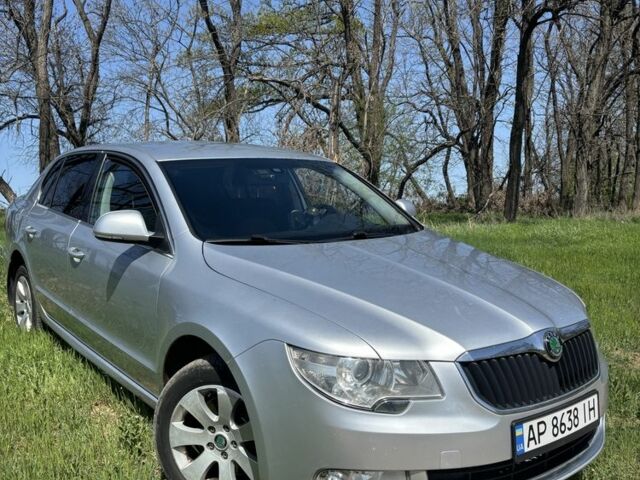 Сірий Шкода Суперб, об'ємом двигуна 1.8 л та пробігом 192 тис. км за 8400 $, фото 1 на Automoto.ua