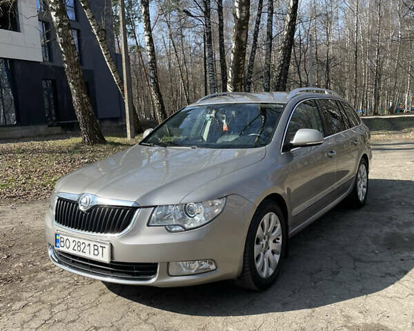Сірий Шкода Суперб, об'ємом двигуна 1.97 л та пробігом 280 тис. км за 8700 $, фото 1 на Automoto.ua