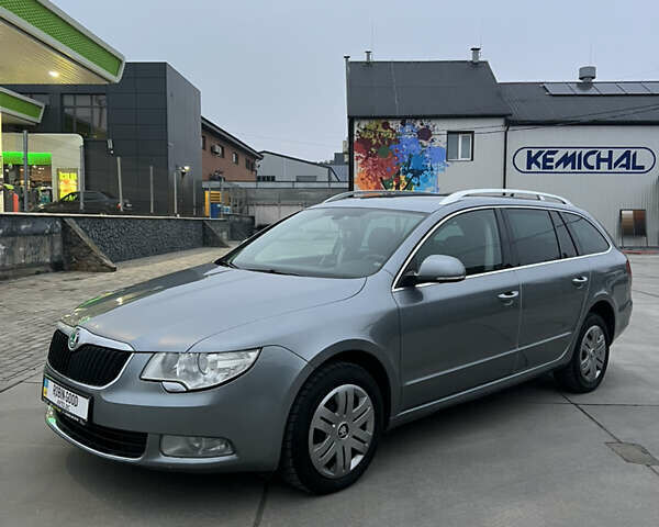 Серый Шкода Суперб, объемом двигателя 1.4 л и пробегом 239 тыс. км за 6900 $, фото 1 на Automoto.ua