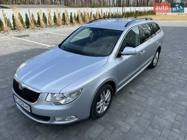 Серый Шкода Суперб, объемом двигателя 1.97 л и пробегом 212 тыс. км за 9700 $, фото 1 на Automoto.ua