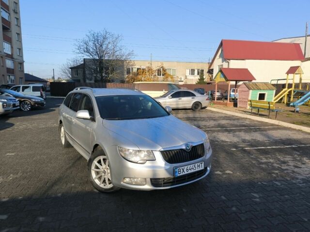 Серый Шкода Суперб, объемом двигателя 2 л и пробегом 270 тыс. км за 9500 $, фото 1 на Automoto.ua