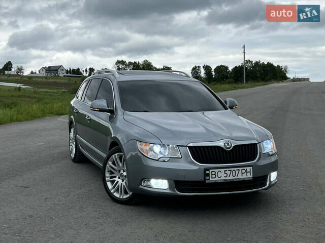 Серый Шкода Суперб, объемом двигателя 2 л и пробегом 204 тыс. км за 13000 $, фото 1 на Automoto.ua