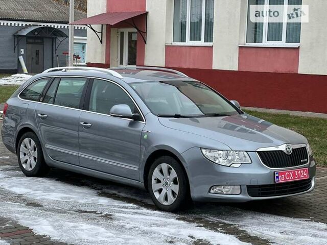 Сірий Шкода Суперб, об'ємом двигуна 0 л та пробігом 250 тис. км за 9550 $, фото 1 на Automoto.ua