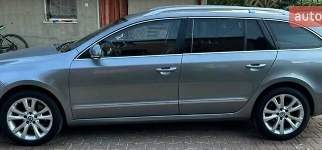 Серый Шкода Суперб, объемом двигателя 1.97 л и пробегом 280 тыс. км за 9500 $, фото 1 на Automoto.ua