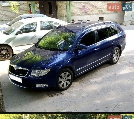 Сірий Шкода Суперб, об'ємом двигуна 0 л та пробігом 290 тис. км за 8900 $, фото 1 на Automoto.ua