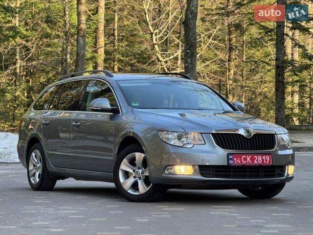 Сірий Шкода Суперб, об'ємом двигуна 2 л та пробігом 286 тис. км за 10999 $, фото 1 на Automoto.ua