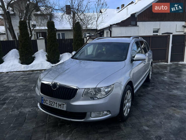 Серый Шкода Суперб, объемом двигателя 1.97 л и пробегом 304 тыс. км за 10800 $, фото 1 на Automoto.ua