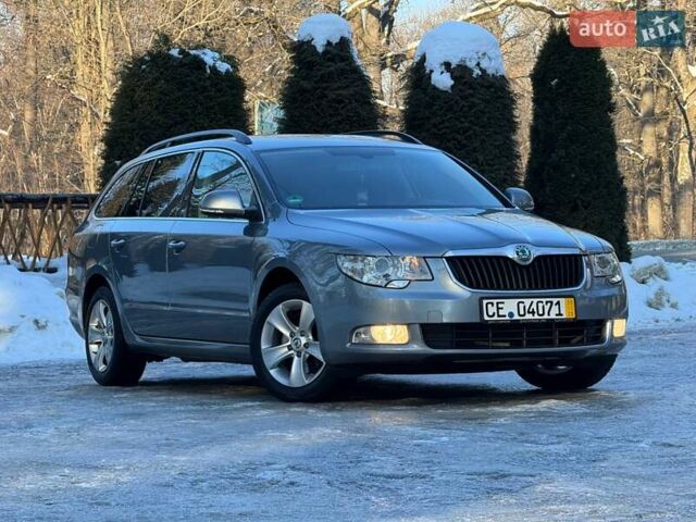 Сірий Шкода Суперб, об'ємом двигуна 2 л та пробігом 285 тис. км за 11999 $, фото 1 на Automoto.ua
