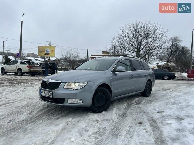 Сірий Шкода Суперб, об'ємом двигуна 2 л та пробігом 219 тис. км за 11800 $, фото 1 на Automoto.ua