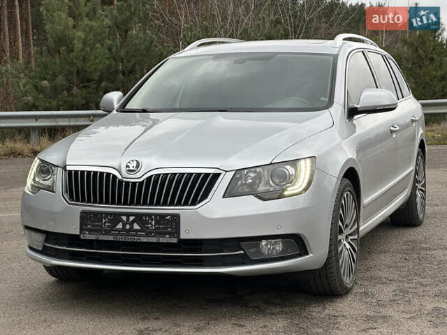 Сірий Шкода Суперб, об'ємом двигуна 2 л та пробігом 294 тис. км за 12599 $, фото 1 на Automoto.ua