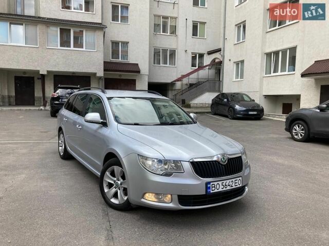 Серый Шкода Суперб, объемом двигателя 1.97 л и пробегом 257 тыс. км за 10700 $, фото 1 на Automoto.ua