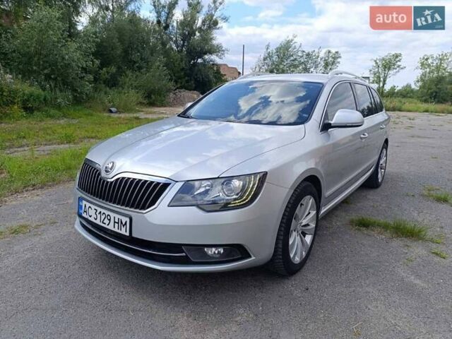 Серый Шкода Суперб, объемом двигателя 1.97 л и пробегом 348 тыс. км за 11800 $, фото 1 на Automoto.ua