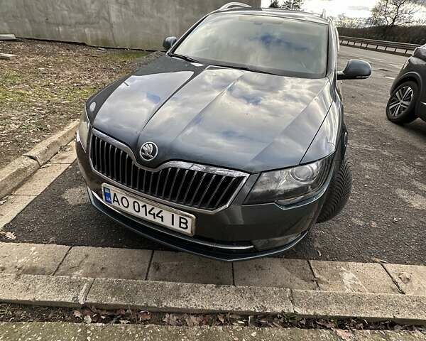 Серый Шкода Суперб, объемом двигателя 1.97 л и пробегом 478 тыс. км за 11700 $, фото 1 на Automoto.ua