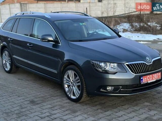 Сірий Шкода Суперб, об'ємом двигуна 2 л та пробігом 237 тис. км за 14250 $, фото 1 на Automoto.ua