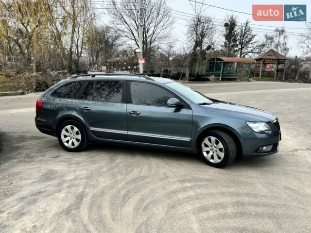 Серый Шкода Суперб, объемом двигателя 1.6 л и пробегом 369 тыс. км за 10500 $, фото 1 на Automoto.ua