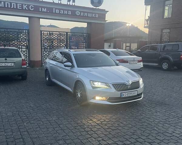 Шкода Суперб 2015 у Хусте на Automoto.ua Сірий Шкода Суперб, об'ємом двигуна 1.97 л та пробігом 350 тис. км за 15800 $, фото 1 на Automoto.ua