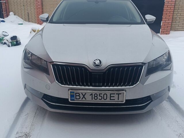Серый Шкода Суперб, объемом двигателя 1.6 л и пробегом 275 тыс. км за 12500 $, фото 1 на Automoto.ua