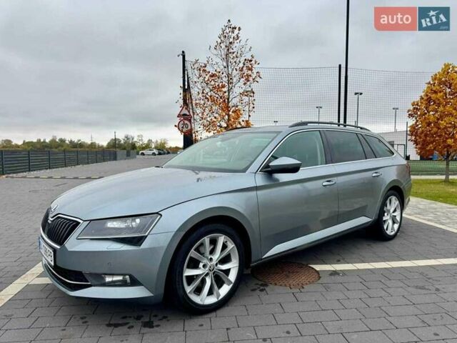 Серый Шкода Суперб, объемом двигателя 1.97 л и пробегом 250 тыс. км за 14400 $, фото 1 на Automoto.ua