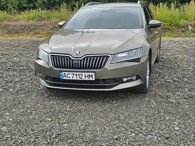 Сірий Шкода Суперб, об'ємом двигуна 1.97 л та пробігом 278 тис. км за 16100 $, фото 1 на Automoto.ua