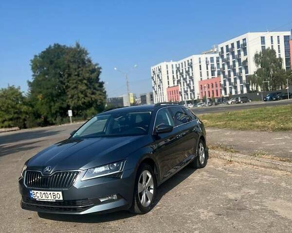 Серый Шкода Суперб, объемом двигателя 1.97 л и пробегом 212 тыс. км за 16900 $, фото 1 на Automoto.ua