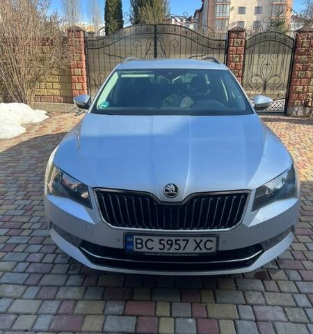 Сірий Шкода Суперб, об'ємом двигуна 2 л та пробігом 252 тис. км за 14500 $, фото 1 на Automoto.ua