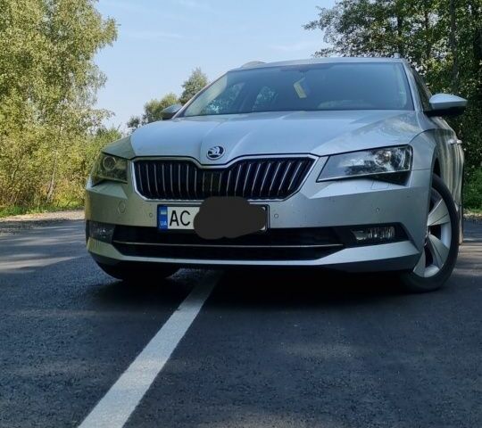 Сірий Шкода Суперб, об'ємом двигуна 0 л та пробігом 1 тис. км за 13000 $, фото 1 на Automoto.ua