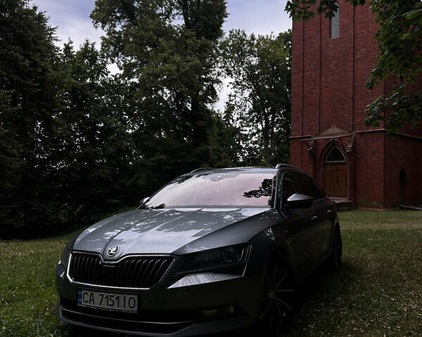 Серый Шкода Суперб, объемом двигателя 1.97 л и пробегом 271 тыс. км за 17999 $, фото 1 на Automoto.ua