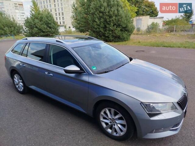 Сірий Шкода Суперб, об'ємом двигуна 2 л та пробігом 276 тис. км за 16300 $, фото 1 на Automoto.ua