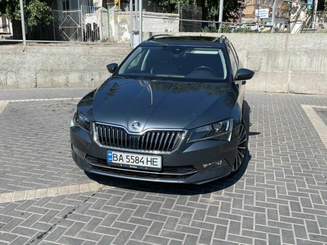 Сірий Шкода Суперб, об'ємом двигуна 2 л та пробігом 270 тис. км за 20000 $, фото 1 на Automoto.ua