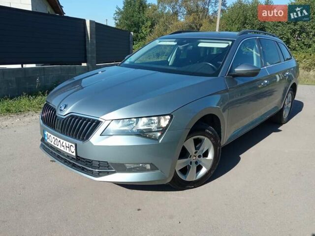 Серый Шкода Суперб, объемом двигателя 1.97 л и пробегом 299 тыс. км за 13000 $, фото 1 на Automoto.ua