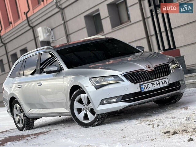 Сірий Шкода Суперб, об'ємом двигуна 1.97 л та пробігом 261 тис. км за 17499 $, фото 1 на Automoto.ua