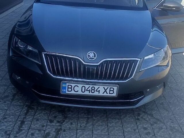 Сірий Шкода Суперб, об'ємом двигуна 1.97 л та пробігом 210 тис. км за 20300 $, фото 1 на Automoto.ua