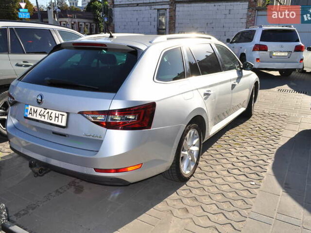 Серый Шкода Суперб, объемом двигателя 1.97 л и пробегом 265 тыс. км за 16000 $, фото 1 на Automoto.ua