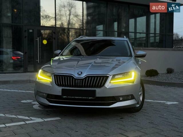 Серый Шкода Суперб, объемом двигателя 1.6 л и пробегом 280 тыс. км за 17600 $, фото 1 на Automoto.ua